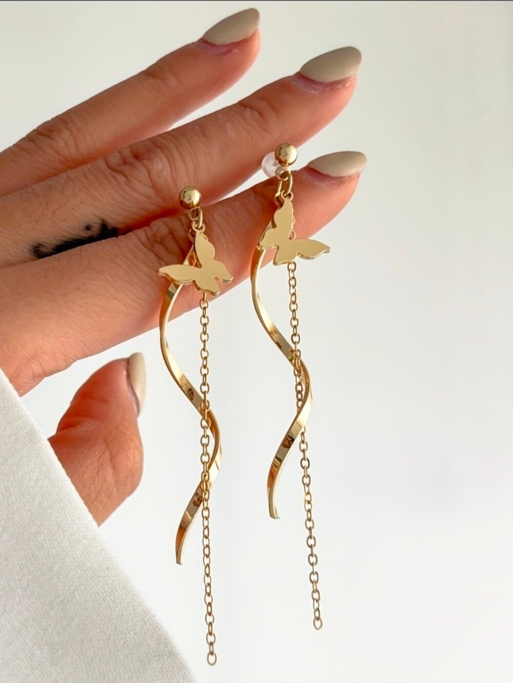 $8 Each Or Bundle 5/$20 Elegant Gold Butterfly Drop Earrings